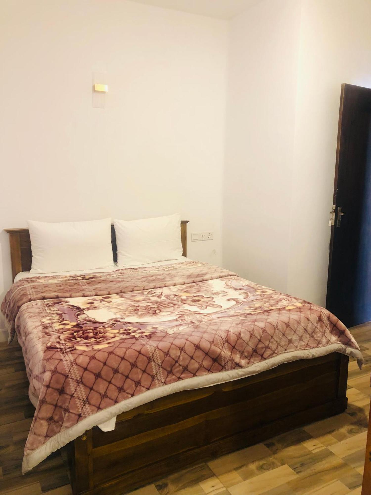Hotel R21 Nuwara Eliya Zewnętrze zdjęcie